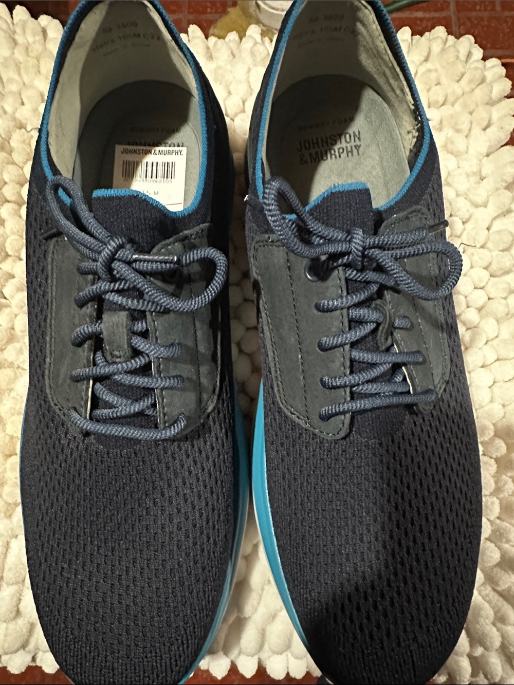 Johnston & Murphy Men's Dark Blue Mesh Sneakers with Teal Accents